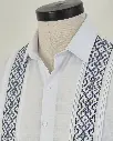 Camisa blanca Bazul Detalle.webp