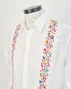 Guayabera Clásica Grecas Detalle.webp