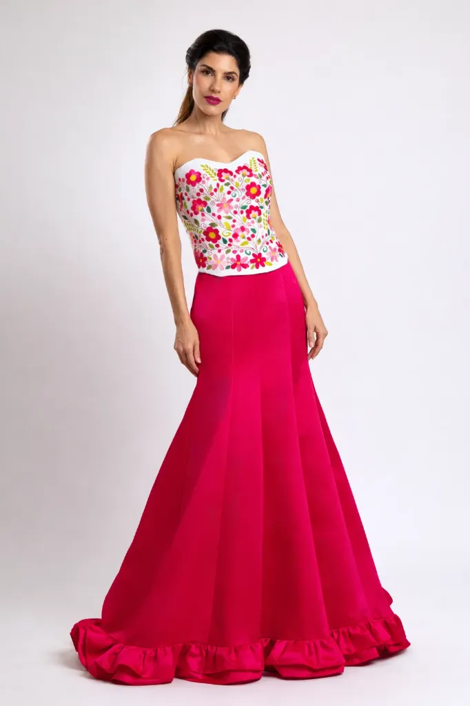 Clásico de Gala. Corset con falda silueta sirena.