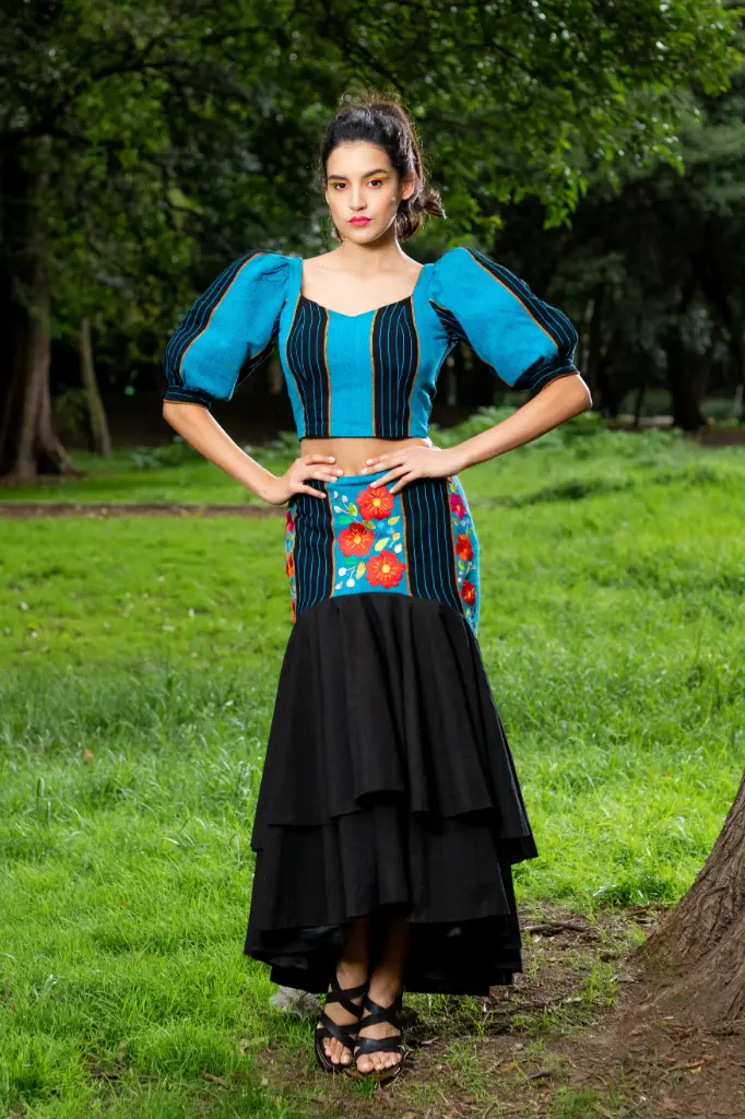 Acateca Alondra con Top Cahui (Telar de Pedal, Tradicional Acatlán Azul-Negro, S)